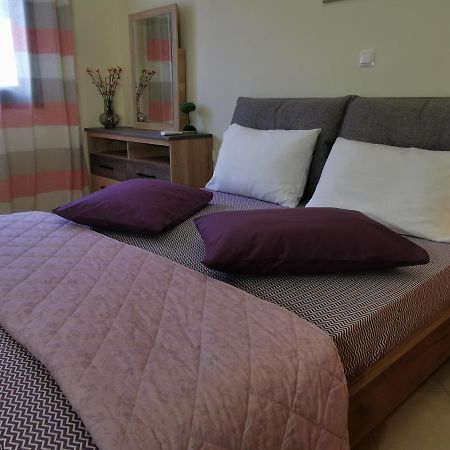 Fiore Di Rodi - Private Pool, Jacuzzi And Barbecue เอียลิซอส ภายนอก รูปภาพ