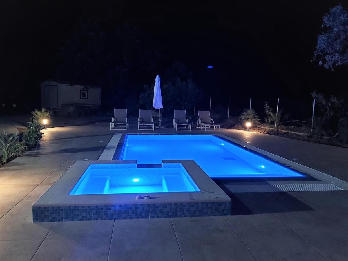 Fiore Di Rodi - Private Pool, Jacuzzi And Barbecue เอียลิซอส ภายนอก รูปภาพ