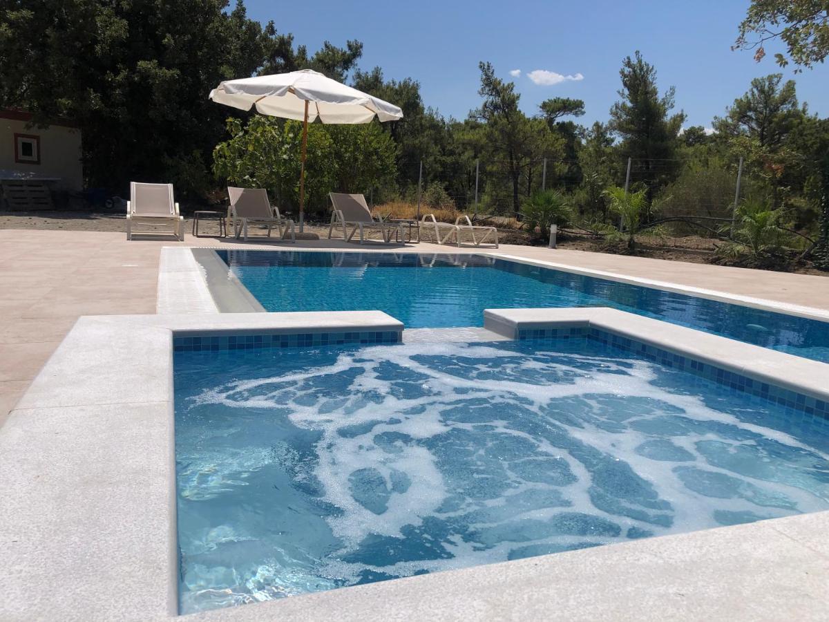 Fiore Di Rodi - Private Pool, Jacuzzi And Barbecue เอียลิซอส ภายนอก รูปภาพ